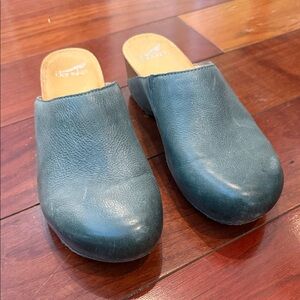 Dansko Women's Teal Leather Mules